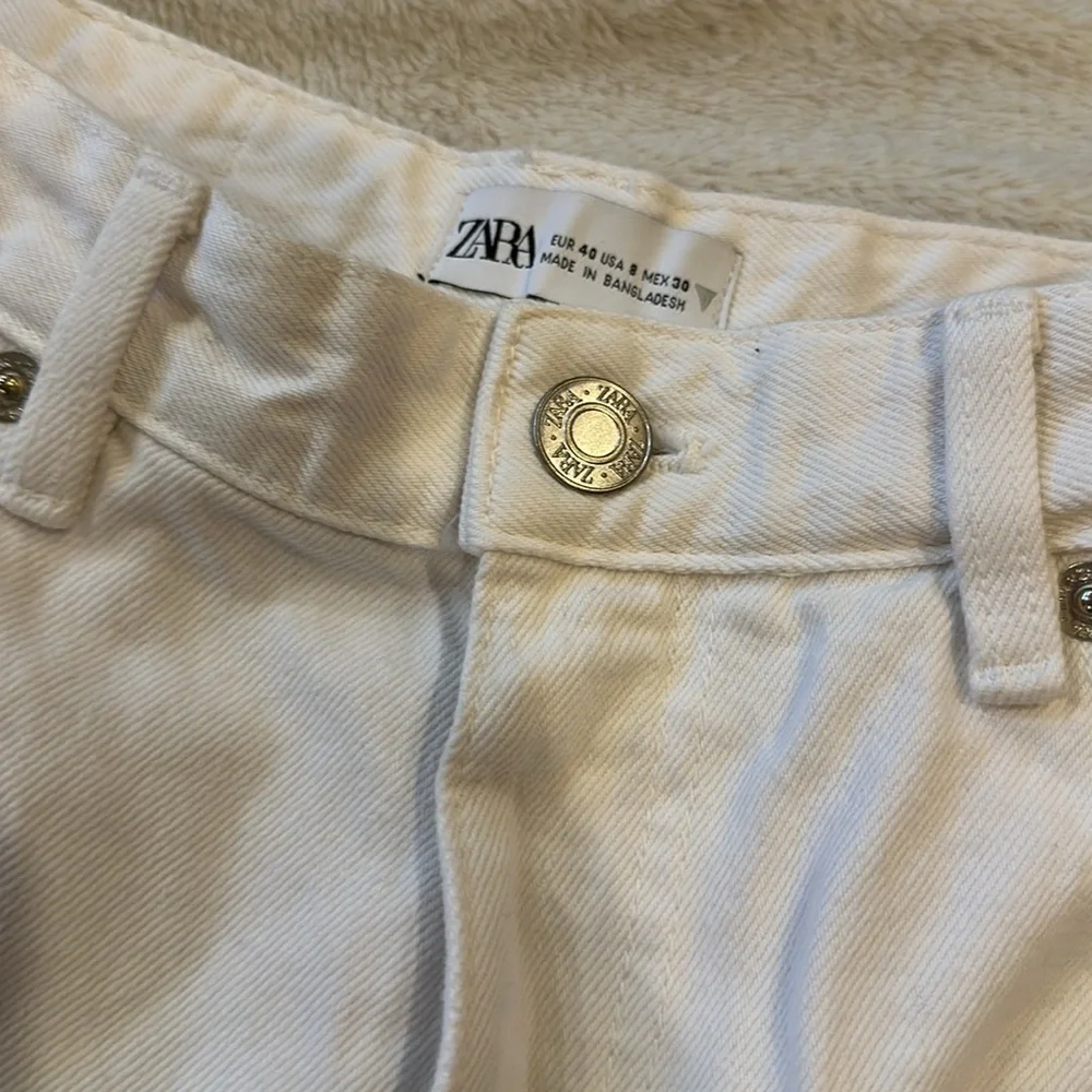 ZARA White Jeans - Picture 3 of 7